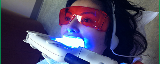 tẩy trắng răng bằng đèn plasma như thế nào